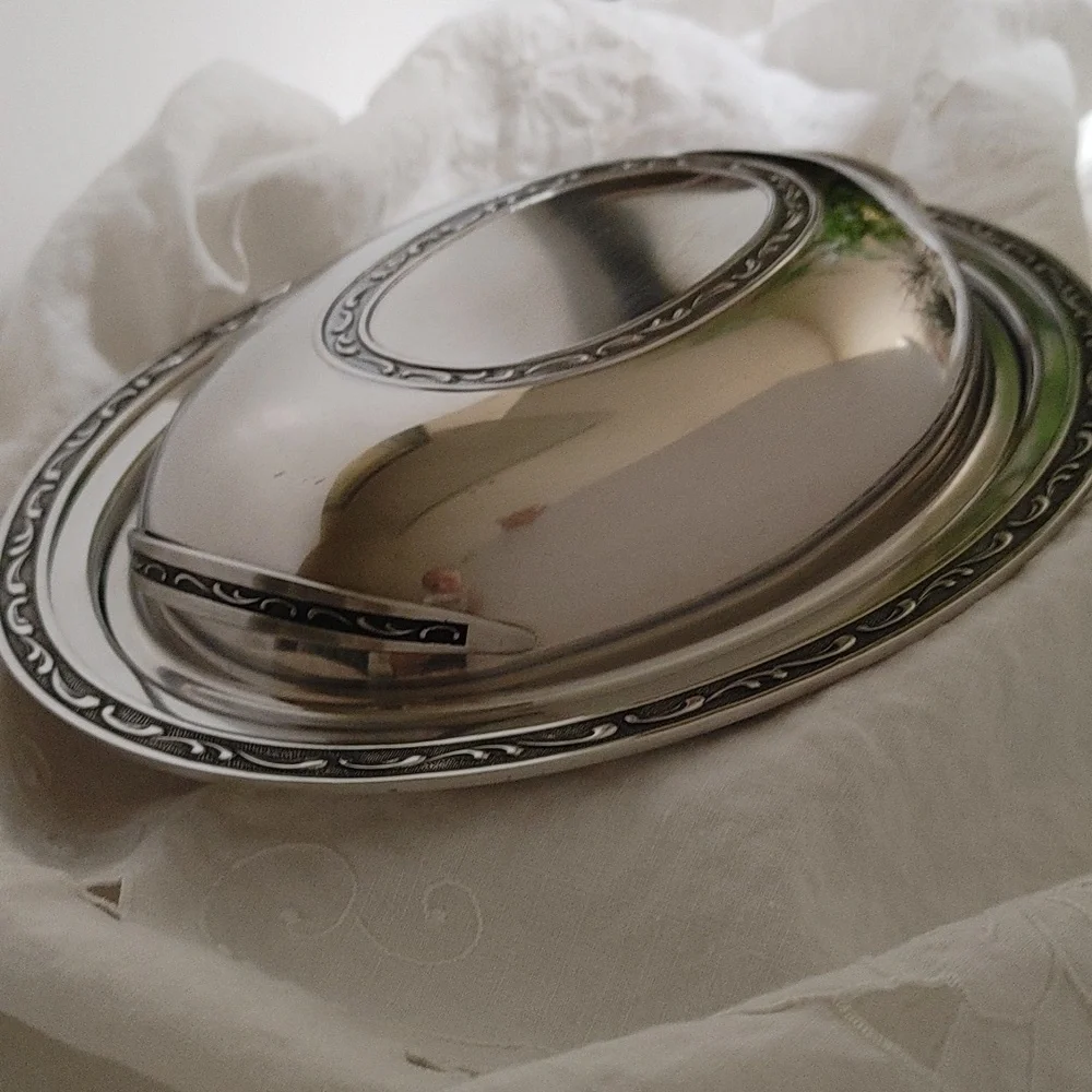 Mid Century Oneida Oval Stainless Steel Covered Serving Dish